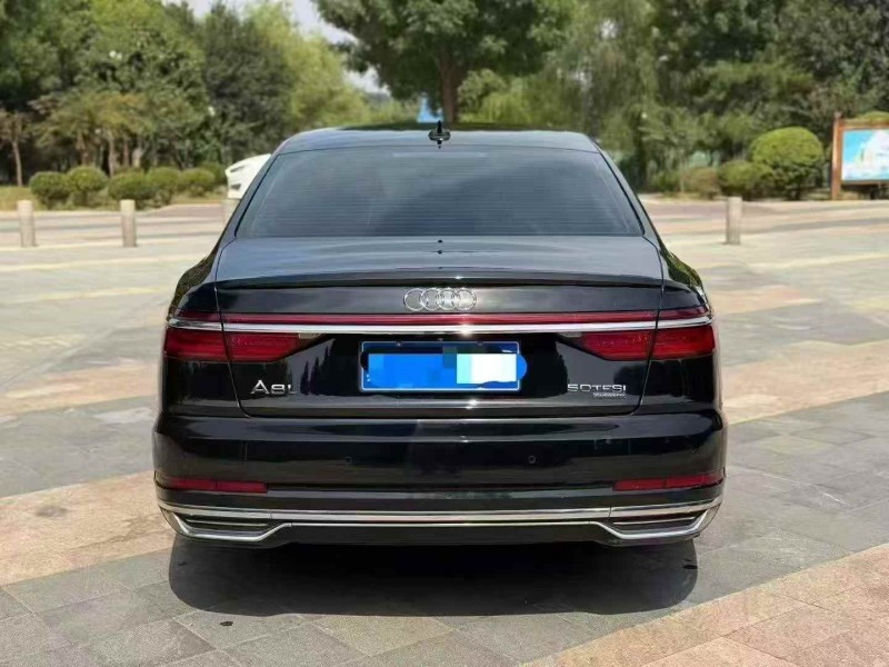 枣庄21年奥迪A8L9