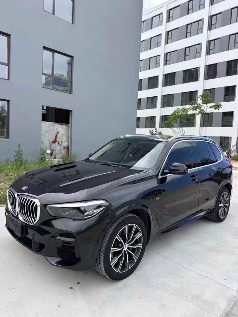 东营22年宝马X58