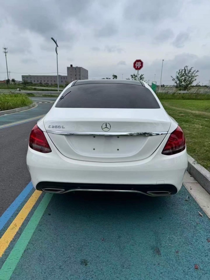 淮安21年奔驰C8