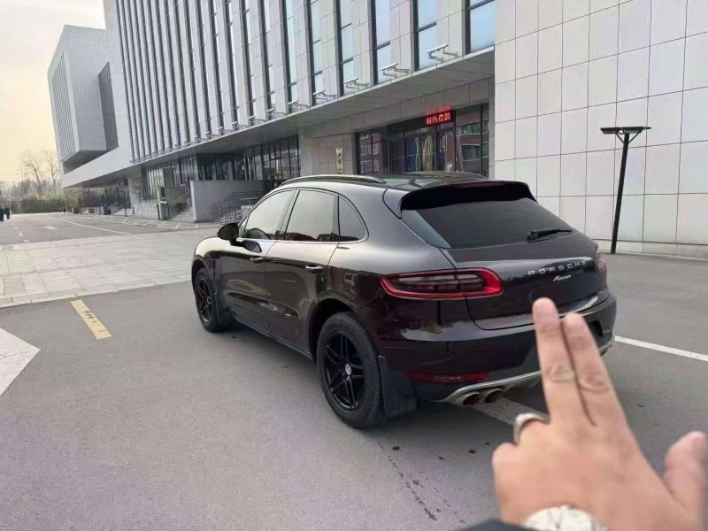 枣庄16年保时捷Macan8