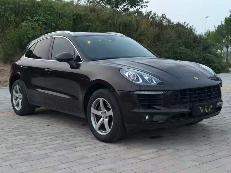 张家口16年保时捷Macan3