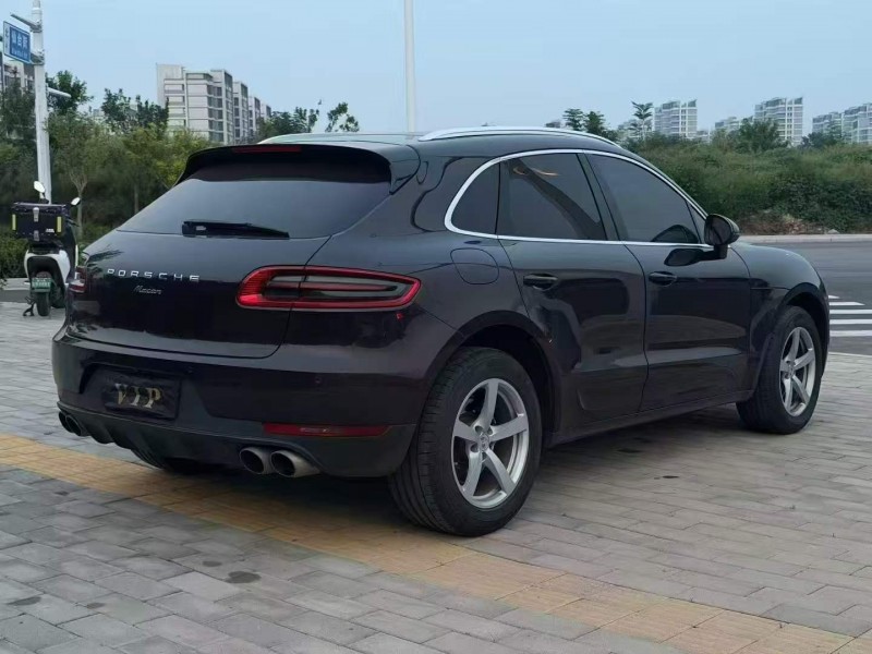 张家口16年保时捷Macan8
