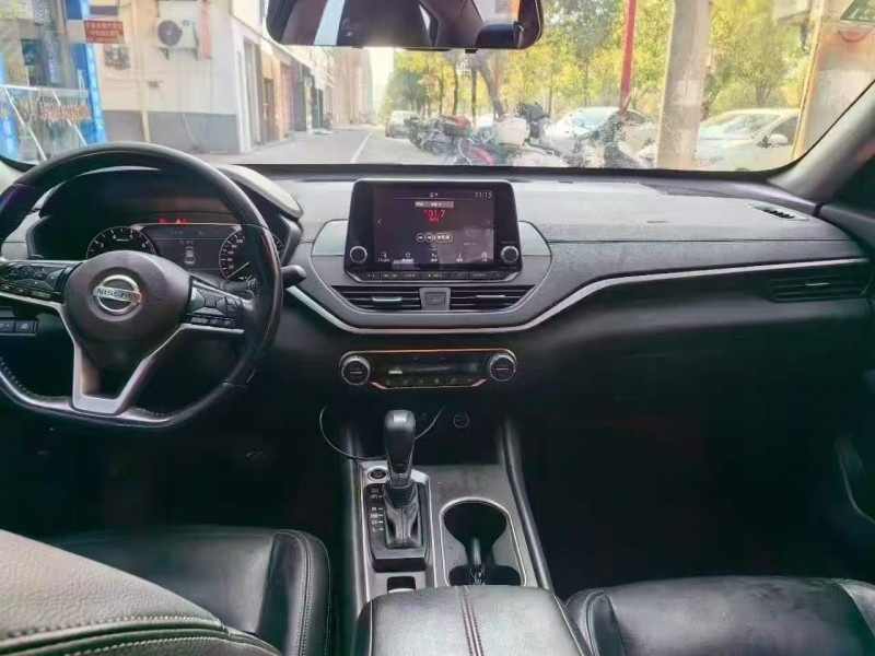 萍乡19年日产天籁4
