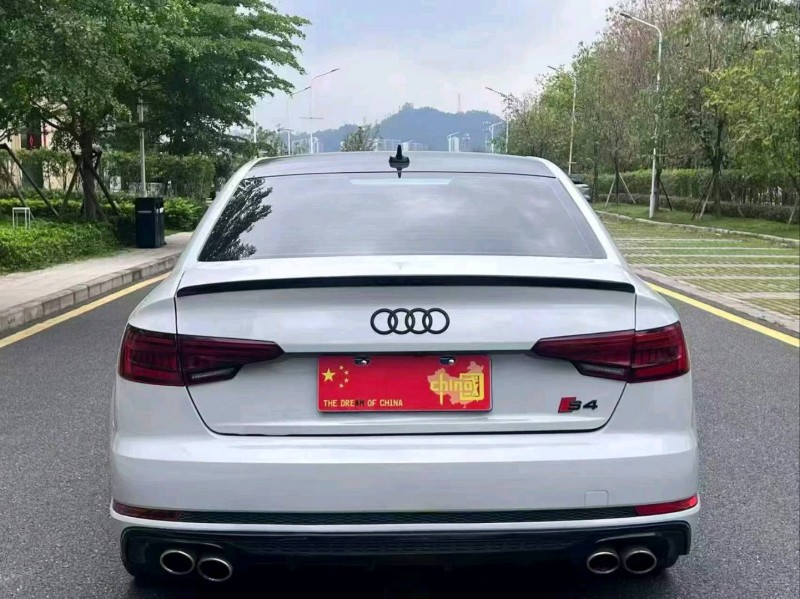 广州18年奥迪A4L5
