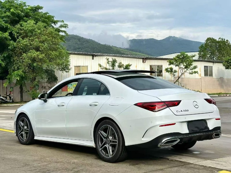漳州21年奔驰CLA8