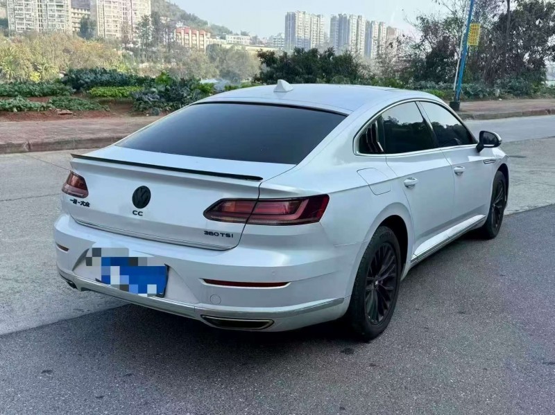 泉州19年大众CC8