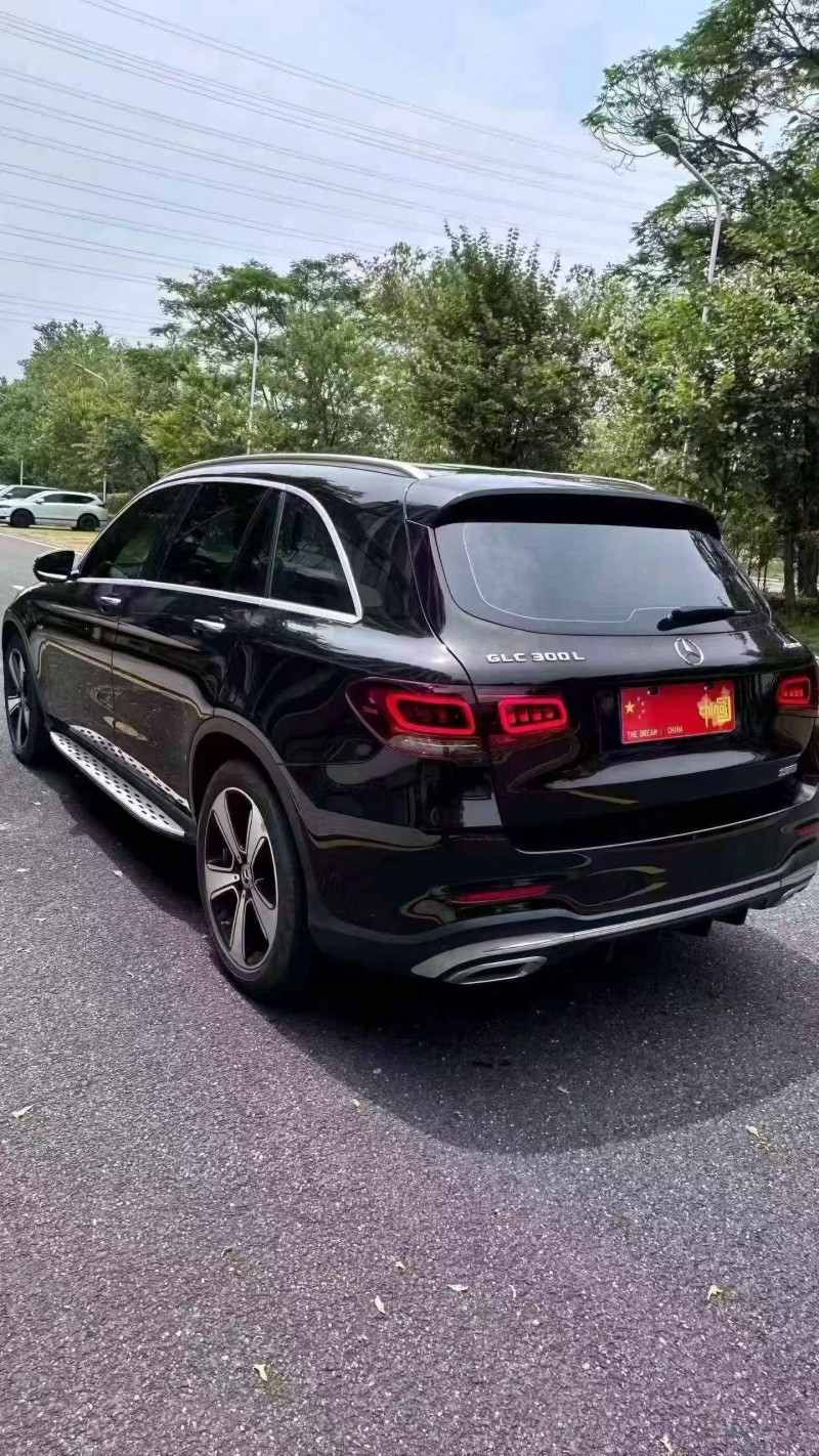 广州22年奔驰GLC7