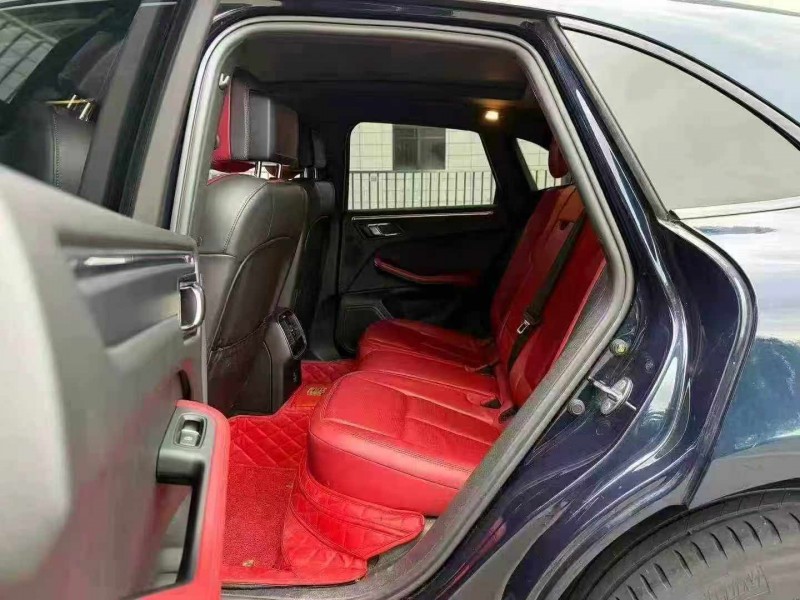 佛山22年保时捷Macan8