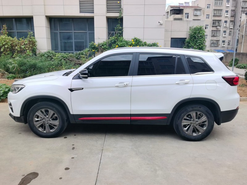 襄阳21年长安汽车CS758