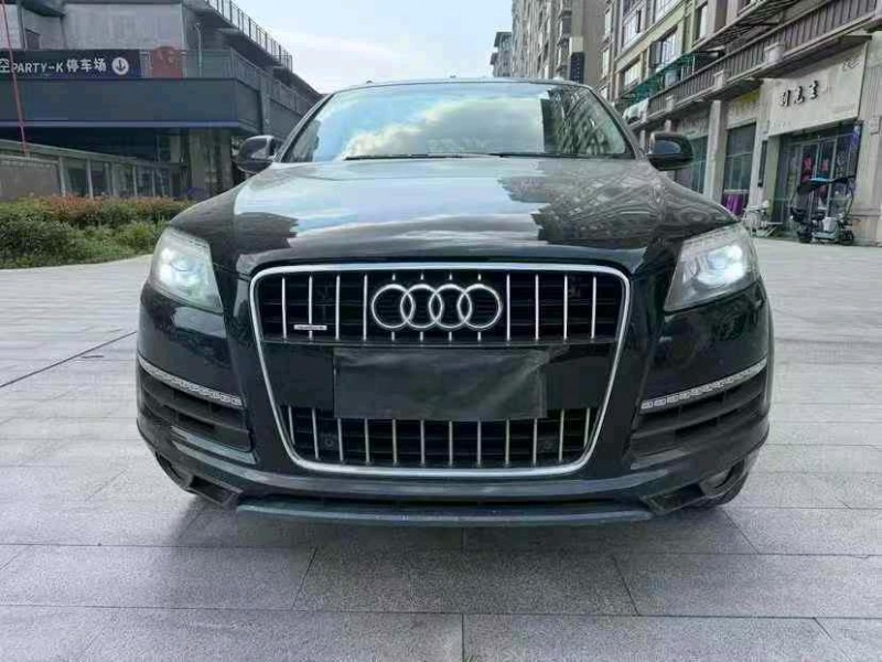 鹰潭12年奥迪Q71