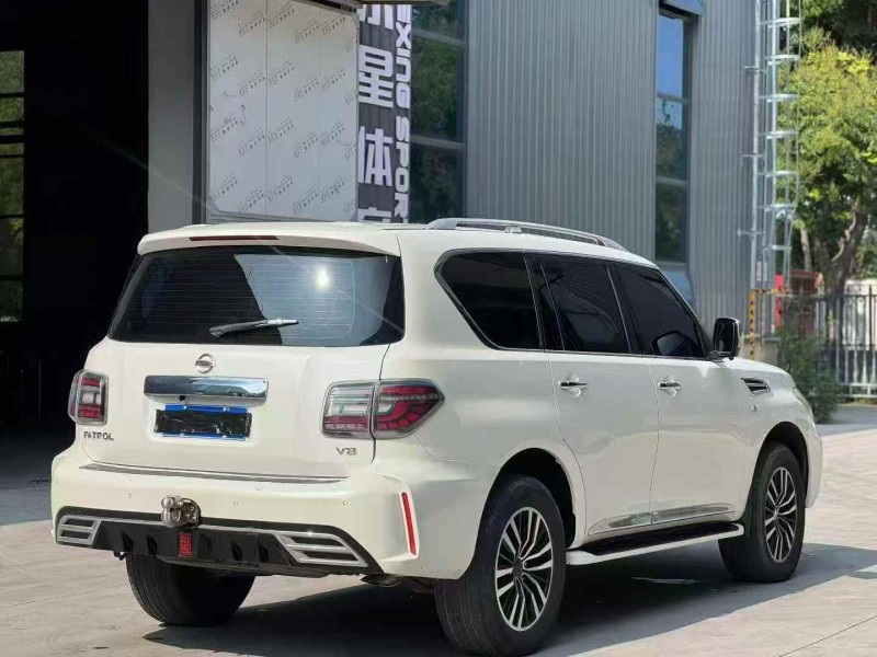 渭南19年日产途乐7