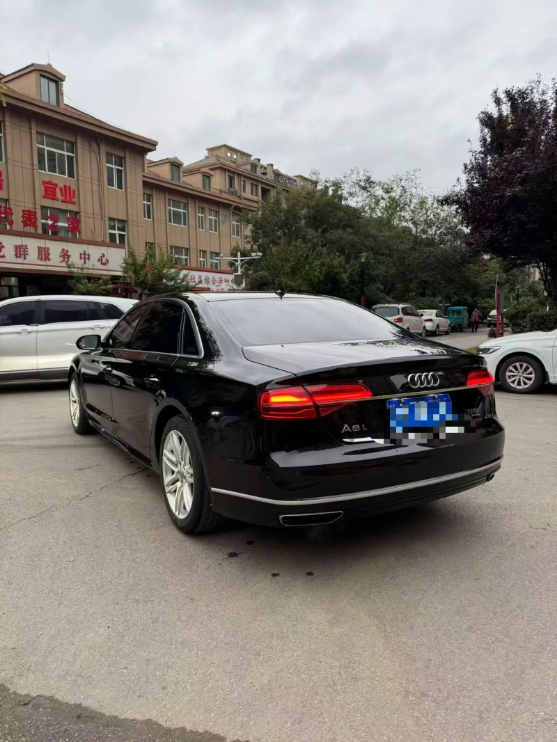 潍坊18年奥迪A8L8