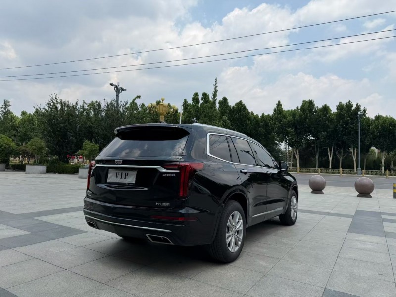 枣庄23年凯迪拉克XT68