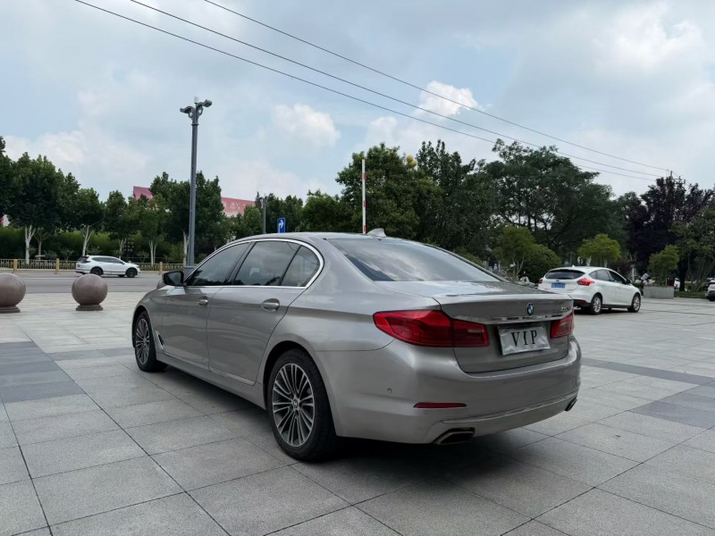 枣庄18年宝马5系9