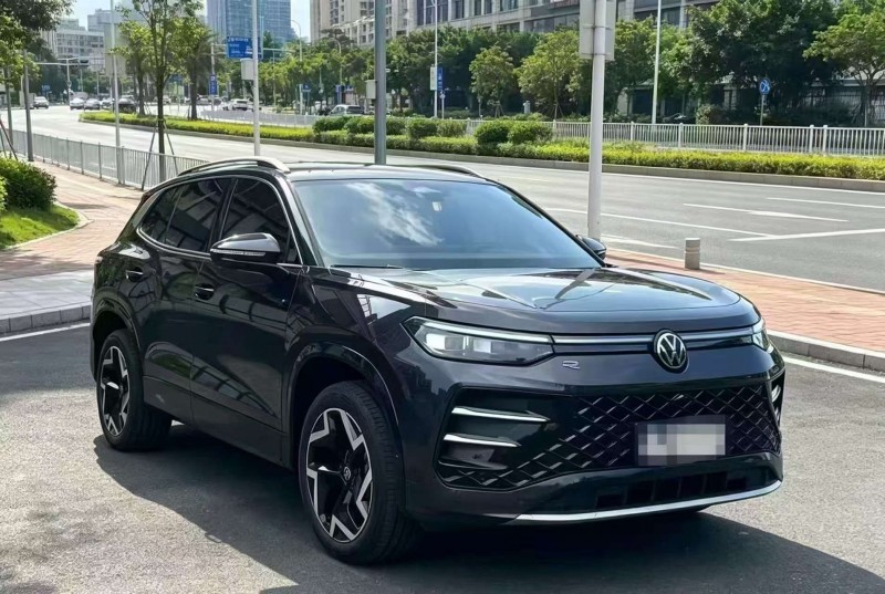 广州25年大众探岳3