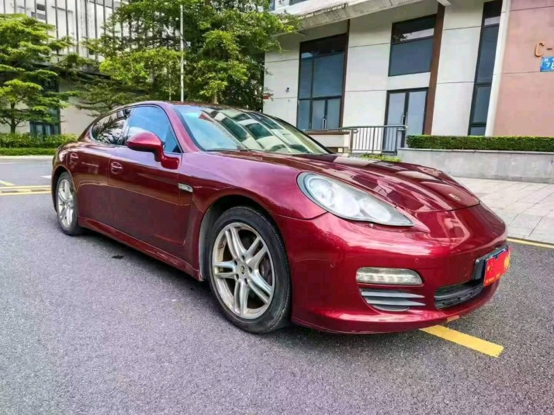 广州10年保时捷帕拉梅拉2