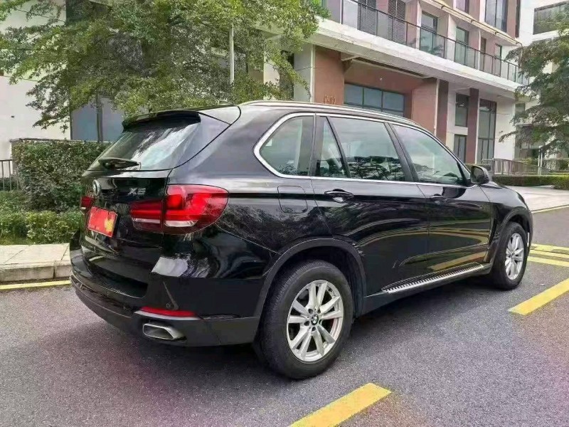 广州19年宝马X58
