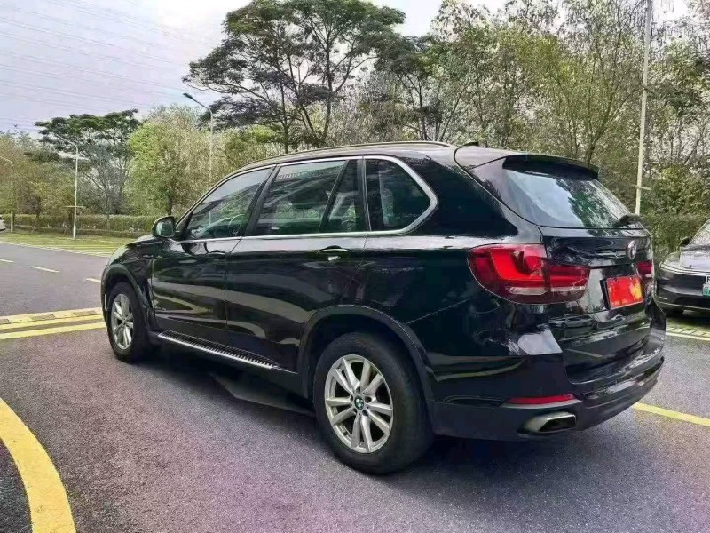广州19年宝马X59