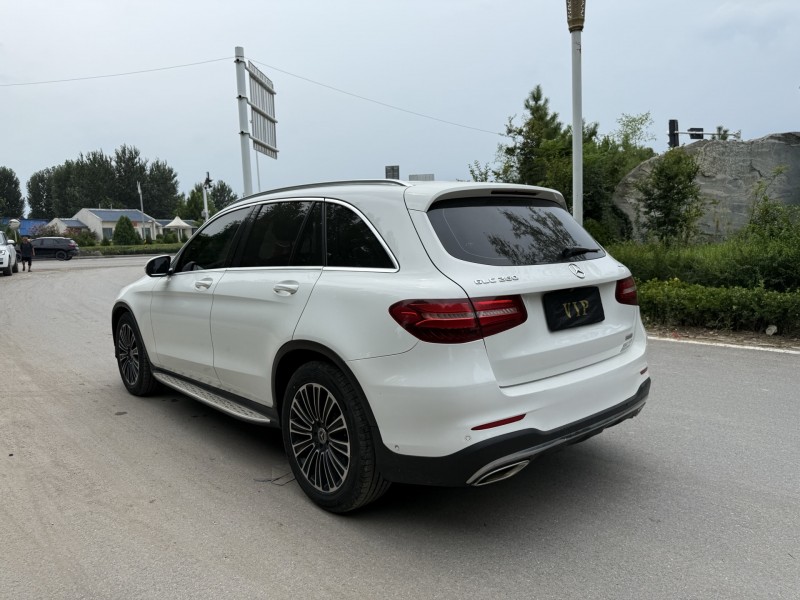 郑州17年奔驰GLC4
