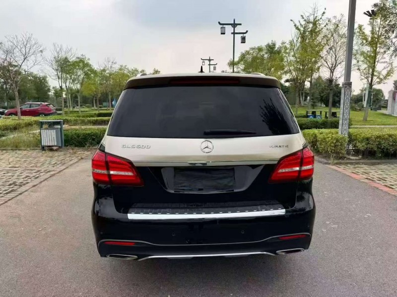 潍坊17年奔驰GLS9