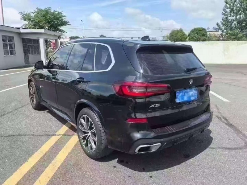常州21年宝马X58