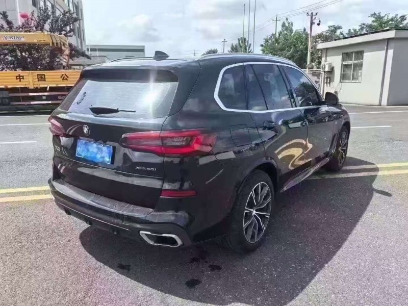 常州21年宝马X59