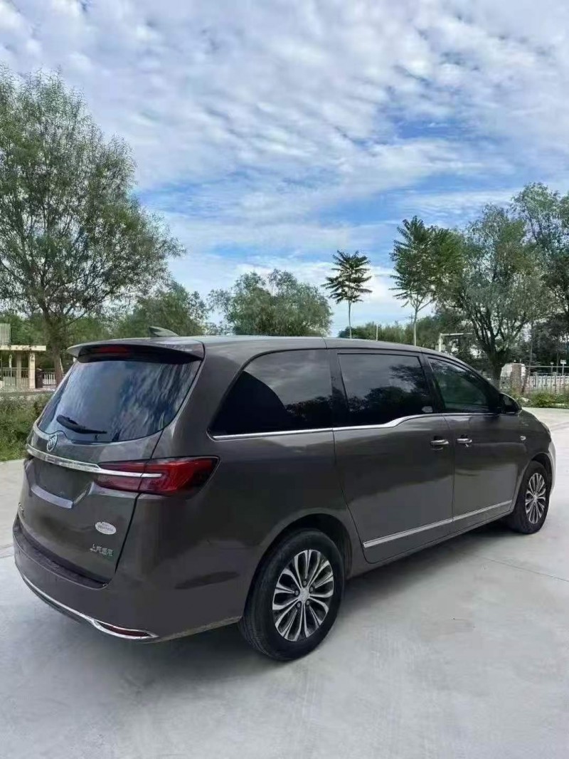 枣庄20年别克GL89