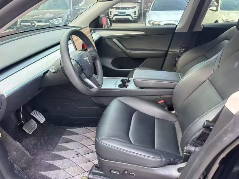 淄博24年特斯拉MODEL Y4