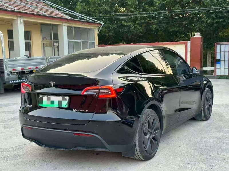 淄博24年特斯拉MODEL Y7
