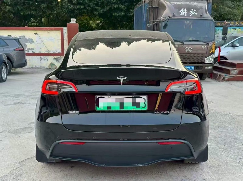 淄博24年特斯拉MODEL Y9