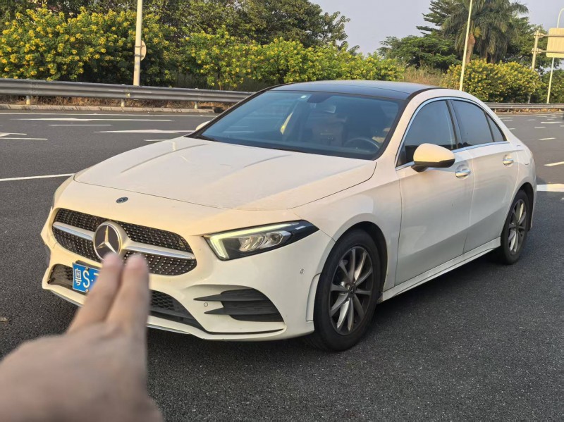 广州20年奔驰A3