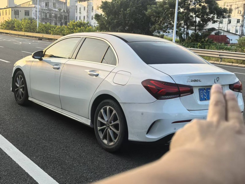 广州20年奔驰A9