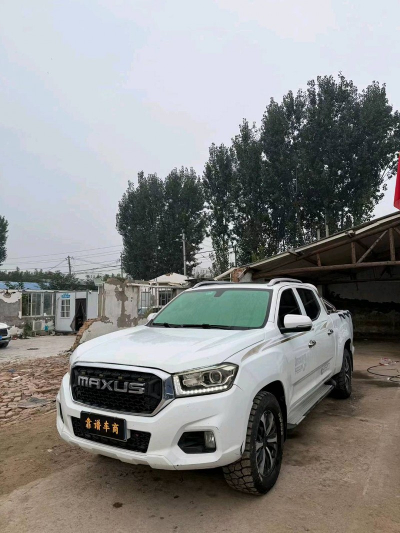 郑州22年大通T702