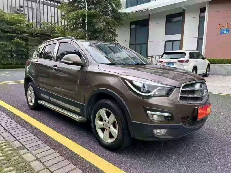 广州17年海马S52