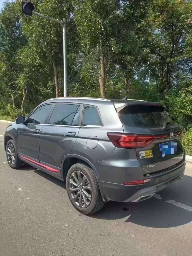 东营23年长安汽车CS757