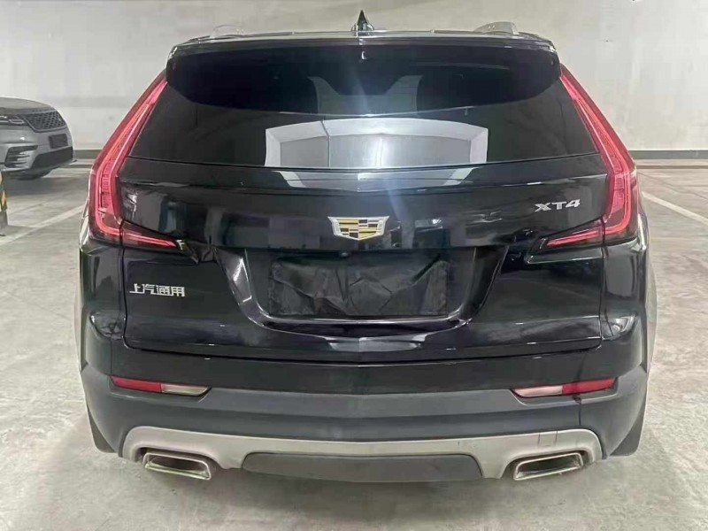 常德19年凯迪拉克XT48