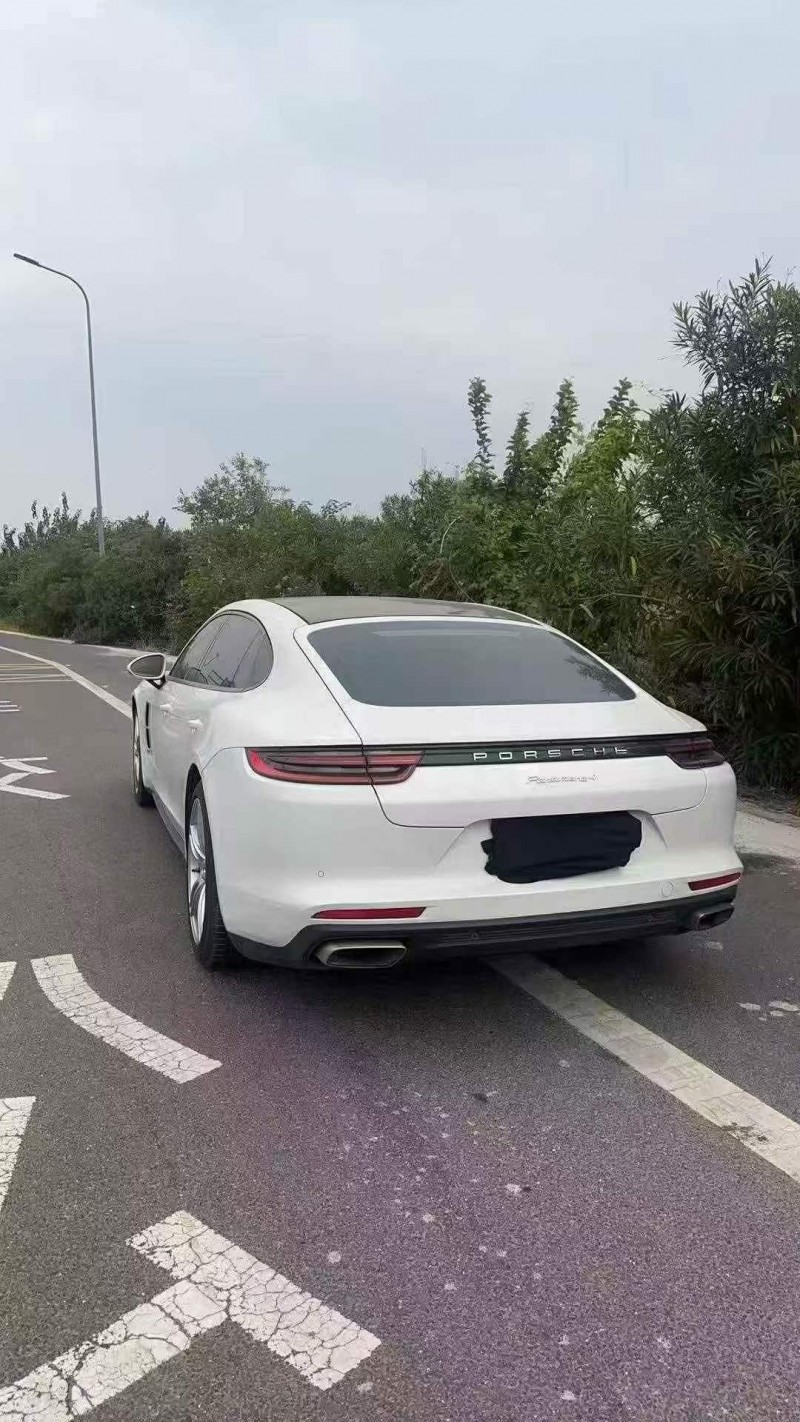 嘉兴17年保时捷帕拉梅拉9