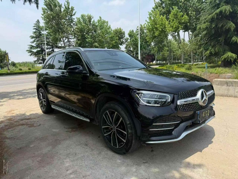 济宁22年奔驰GLC2