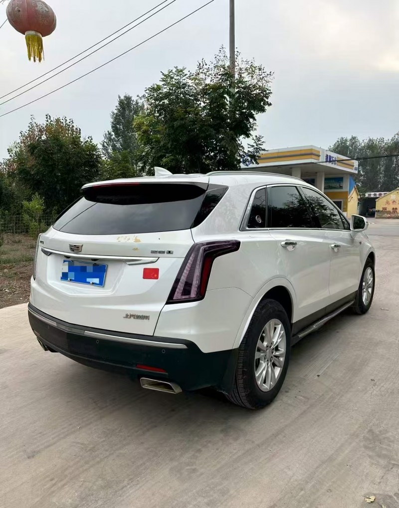 青岛20年凯迪拉克XT54
