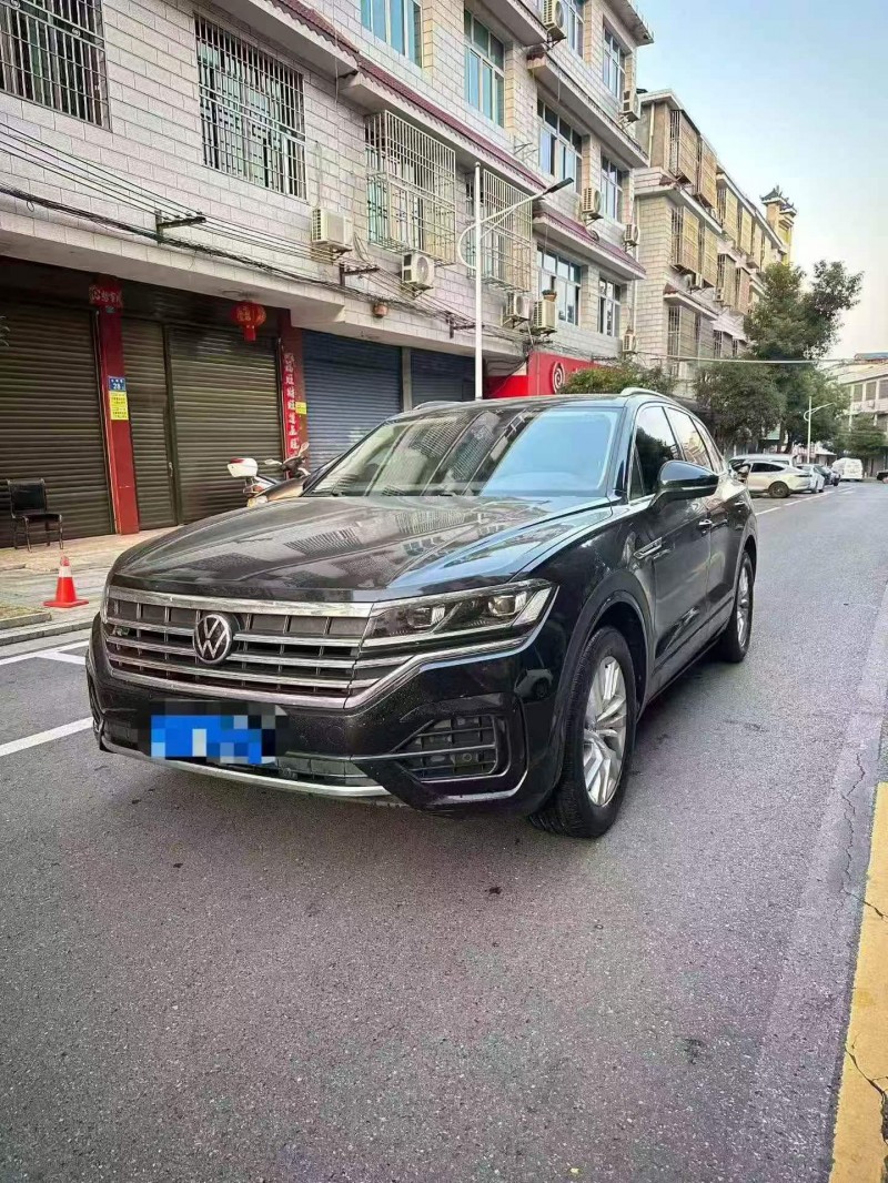 湘潭21年大众途锐2