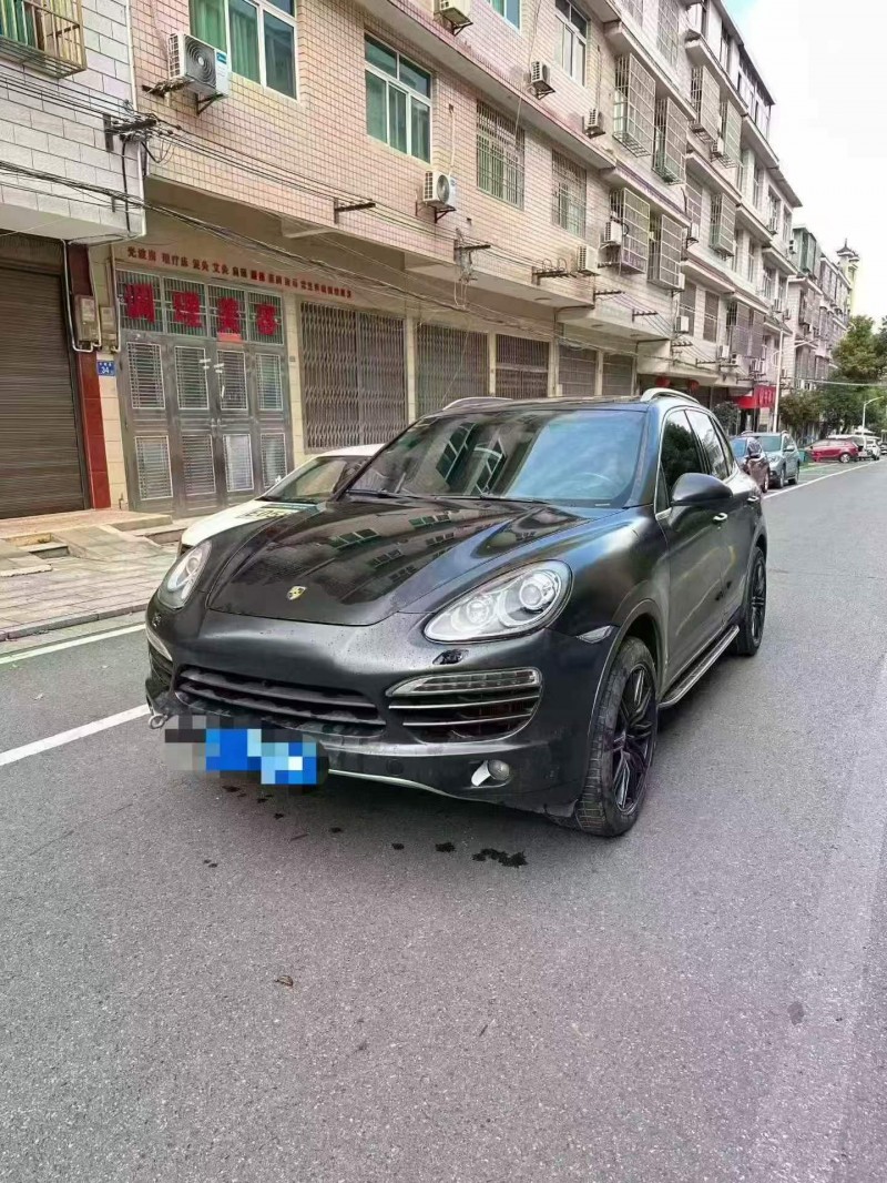 湘潭14年保时捷卡宴2