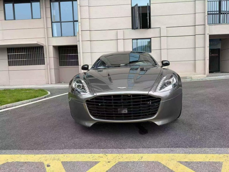 潍坊14年阿斯顿·马丁Rapide1