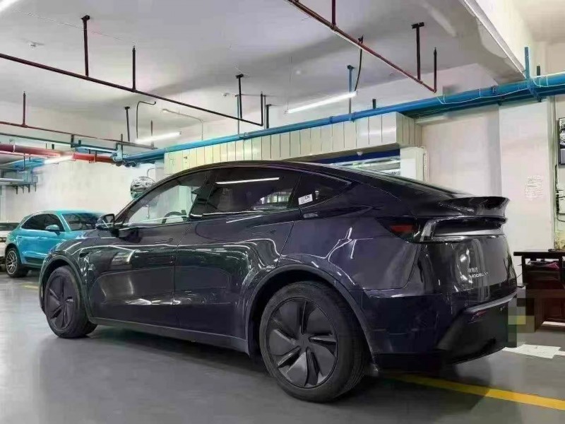 深圳25年特斯拉MODEL Y7