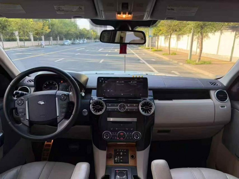 新乡15年路虎发现6
