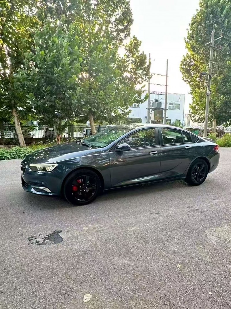 菏泽20年别克君威3