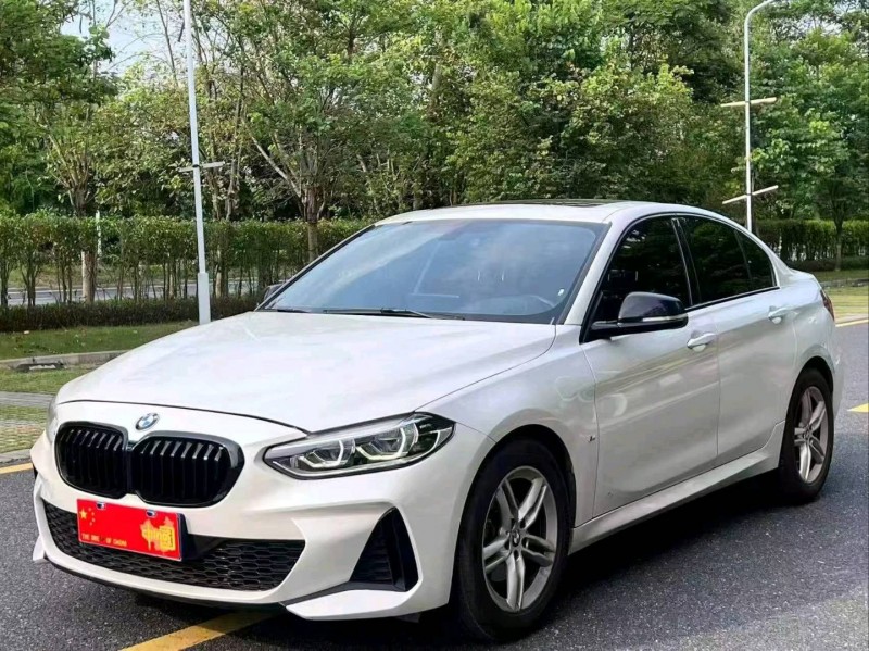 广州23年宝马1系2
