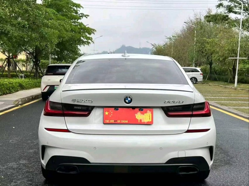 广州22年宝马3系5