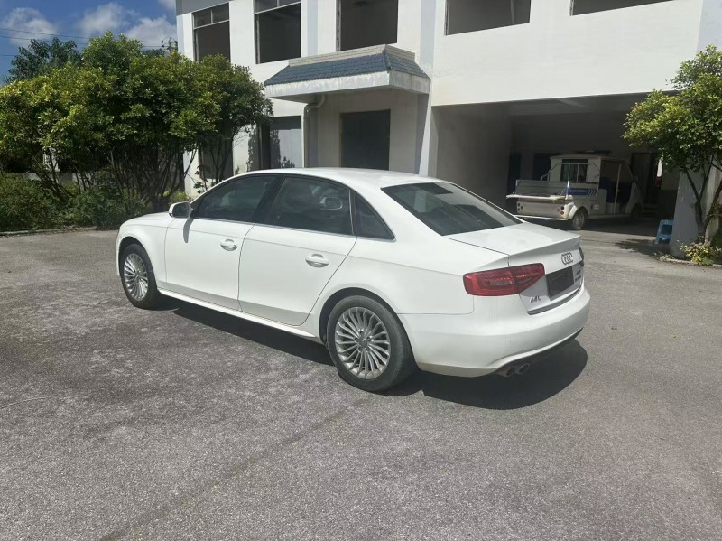 南宁14年奥迪A4L5