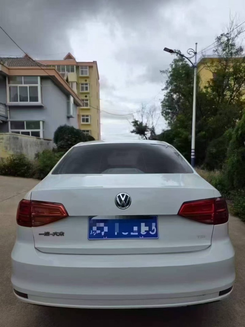 东营19年大众速腾9