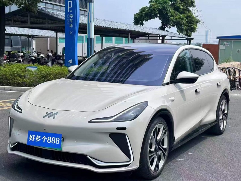 东莞23年智己LS72